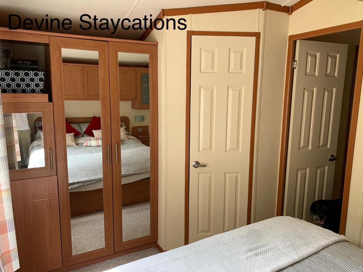 Devine Staycations At 38 Riverside Hawick Exterior foto